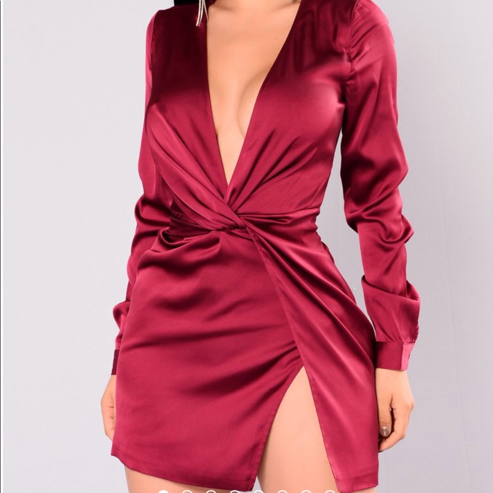 Burgundy deep v line mini dress
